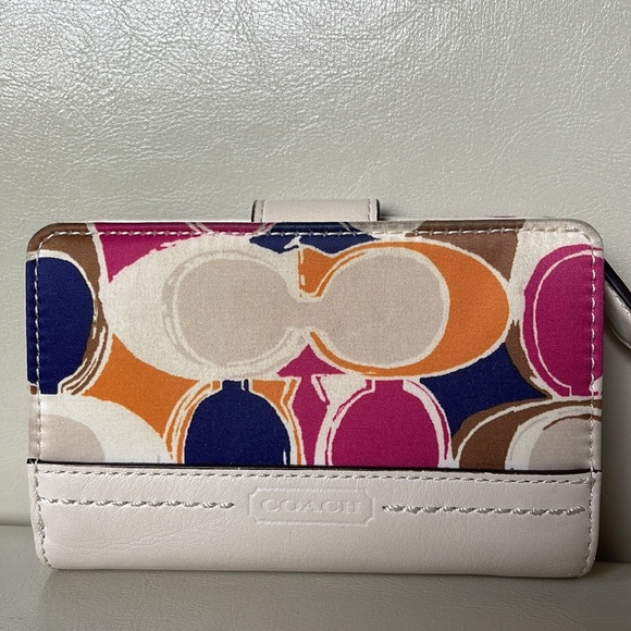 Coach fabric and leather small wallet - Picture 2 of 4
